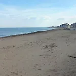 Maison Confortable à Avec Jardin Privé Ver-sur-Mer