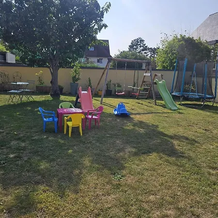 Maison Confortable A Avec Jardin Prive Дом отдыха Ver-sur-Mer